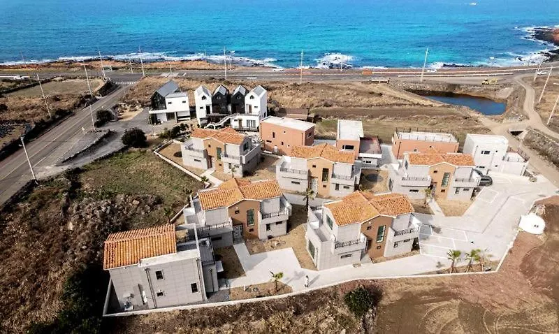 Wonderpool Pension Jeju 0*,  South Korea